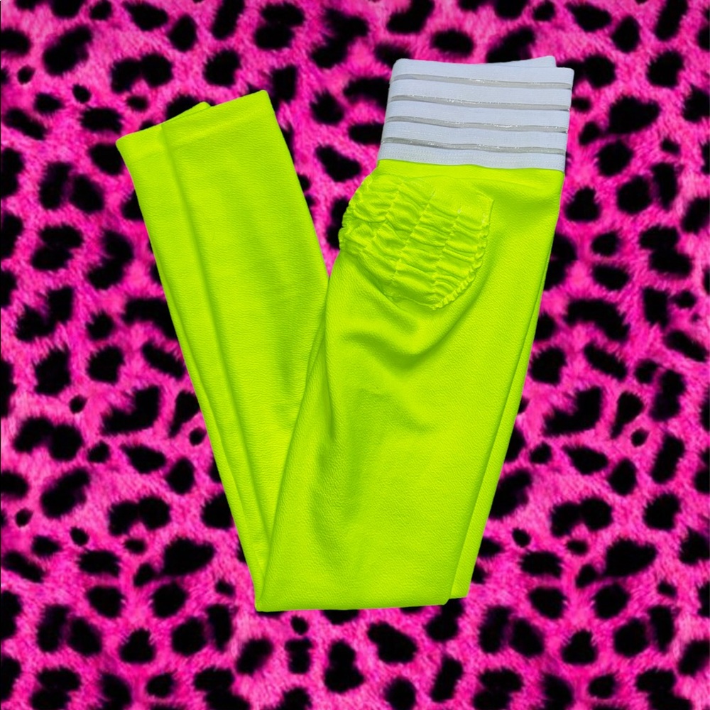 NWOT One of a Kind Neon Yellow Scrunch Butt Leggings